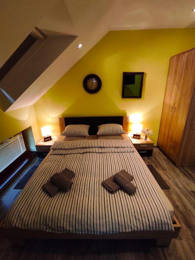 Accommodation "Old Town Dreznik" Rakovica Exterior photo